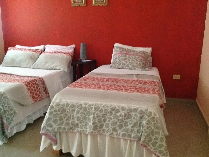 Mansion Giahn Bed & Breakfast Cancún 2*,